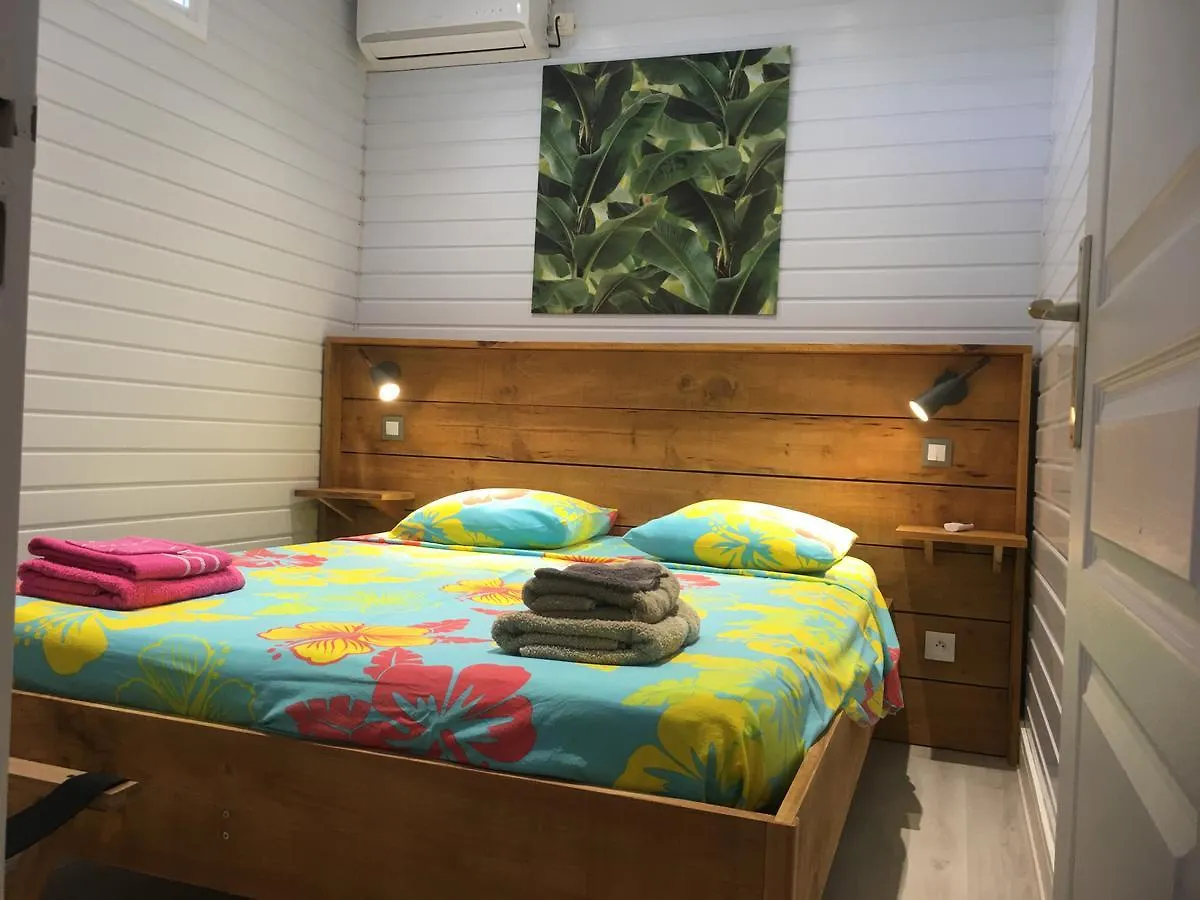 Gites La Nantillaise Bouillante Apartmán